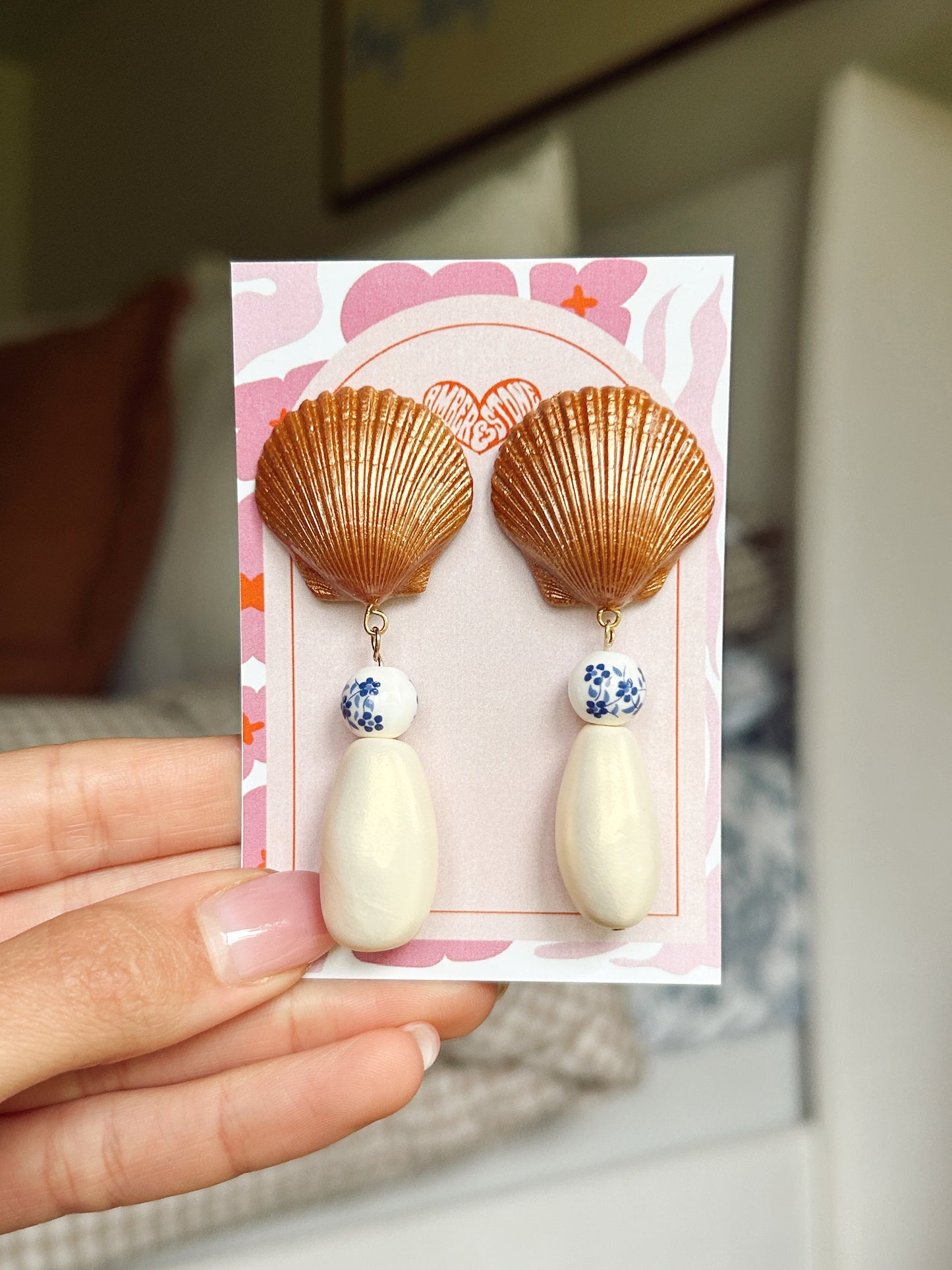 Chinoiserie Bead Scallop Earring