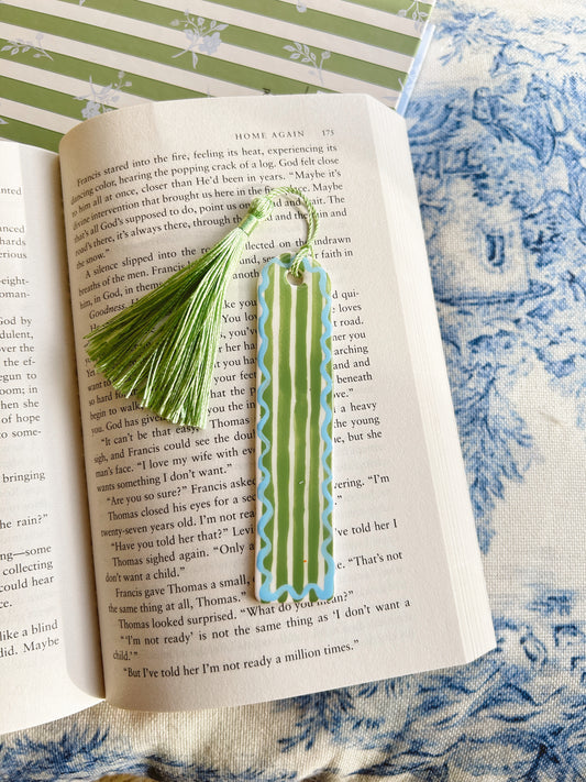 Green stripe bookmark