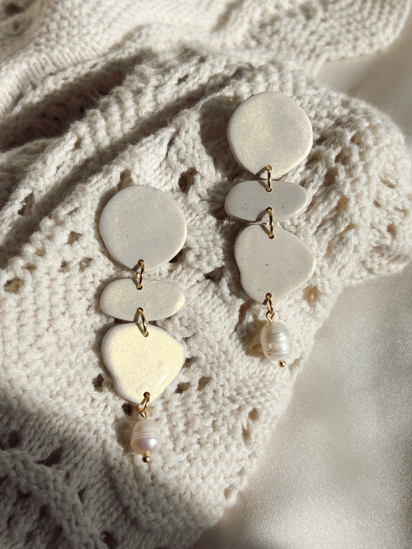 Organic Pearlescent Earring