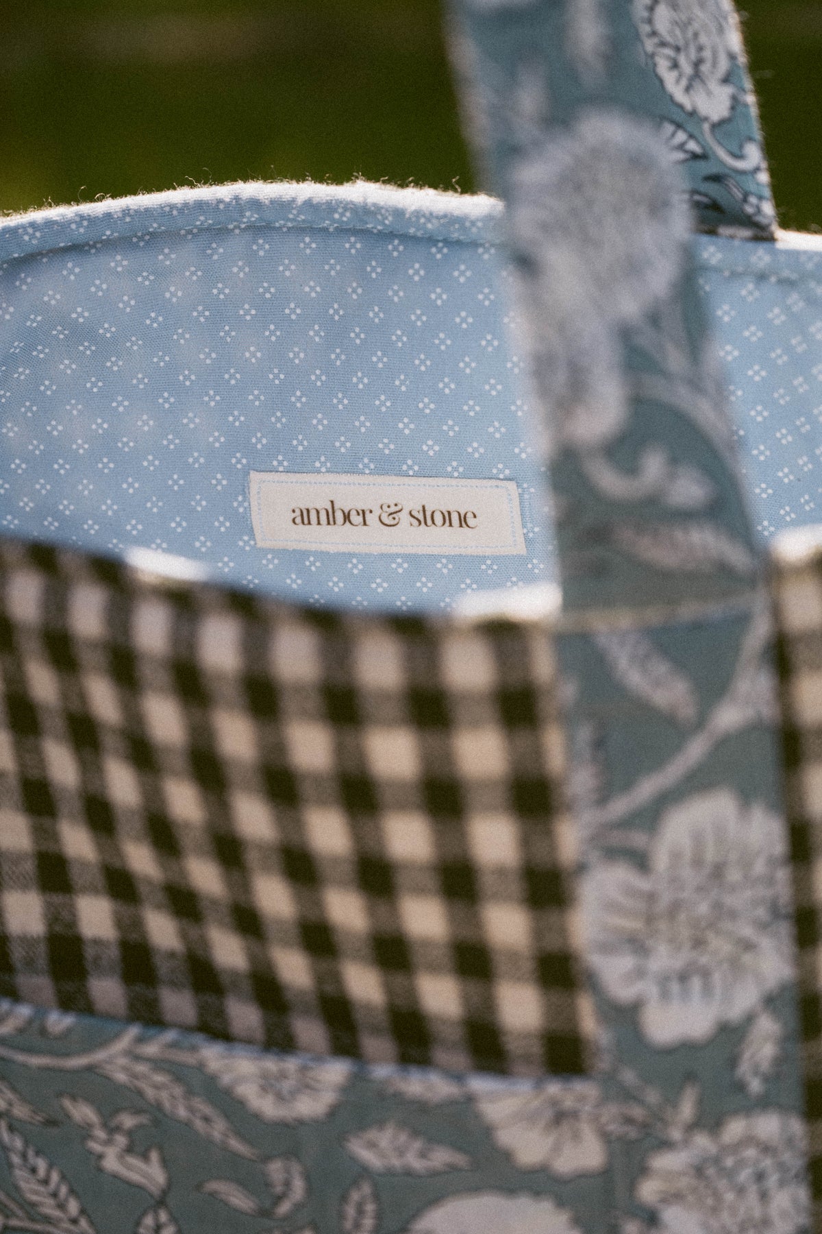 The Structured Tote in Country Garden
